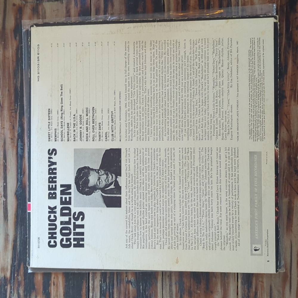 Chuck Berry - Picture 2 of 2